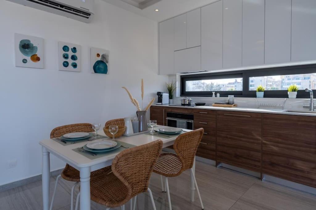 Thalassa 2-Bedroom Apartment In Larnaca Buitenkant foto