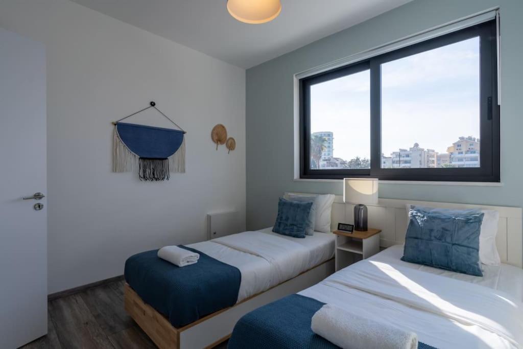Thalassa 2-Bedroom Apartment In Larnaca Buitenkant foto