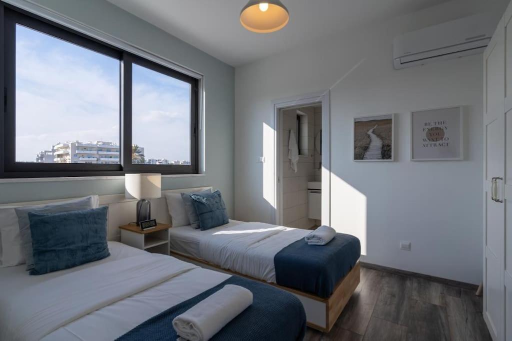 Thalassa 2-Bedroom Apartment In Larnaca Buitenkant foto